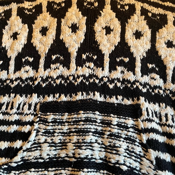 Free People Poncho - Picture 5 of 5